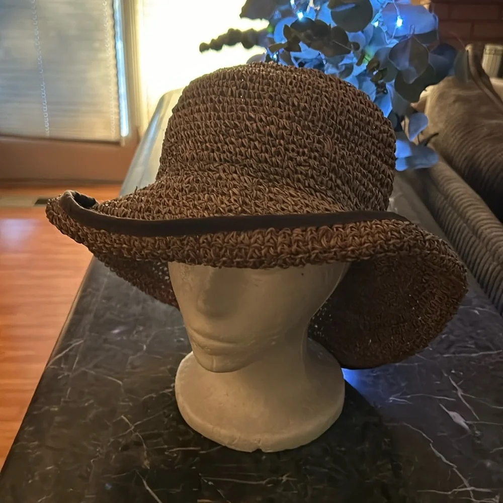 Kathy Jeanne Jute Hat with Comfort Wear Stretch Band - Picture 2 of 6